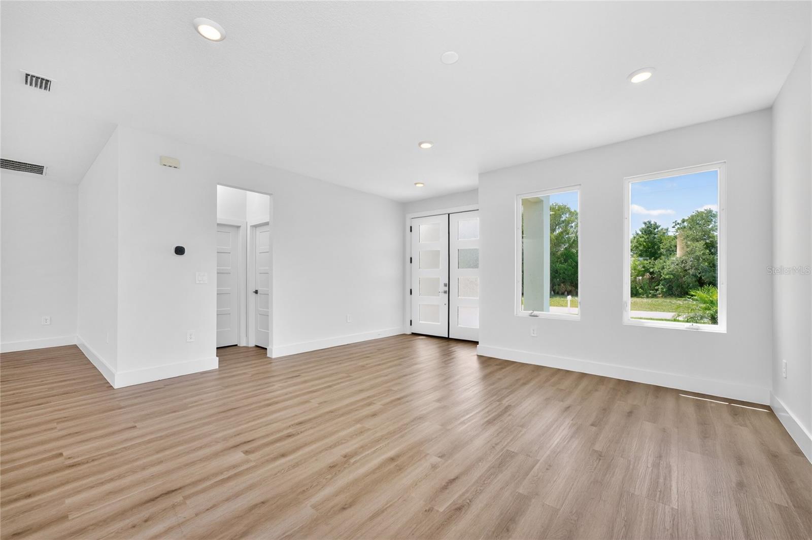 205 REDWOOD RD, ROTONDA WEST, FL — photo 13