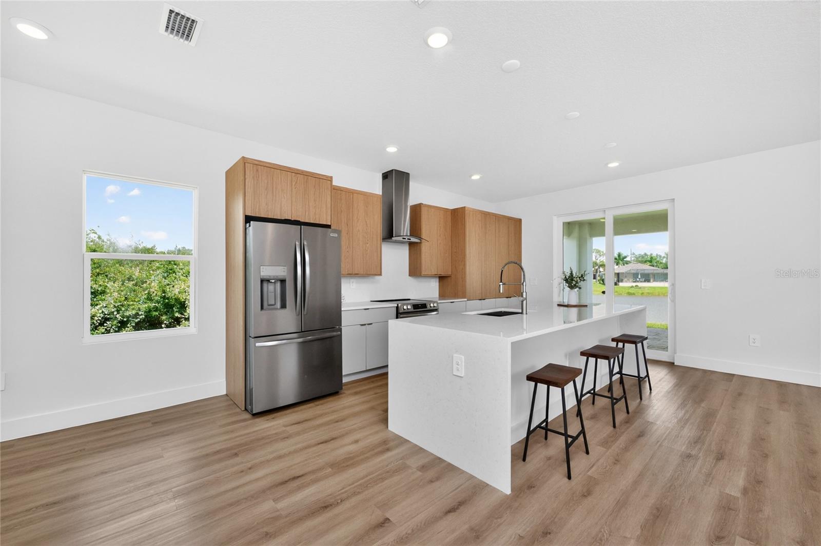 205 REDWOOD RD, ROTONDA WEST, FL — photo 15