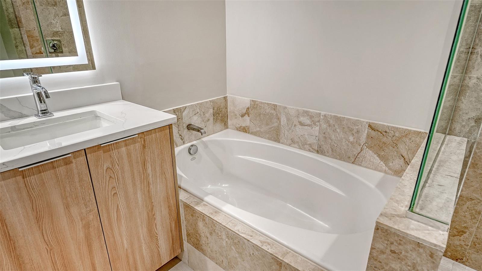 1350 MAIN ST #1407, SARASOTA, FL — photo 29