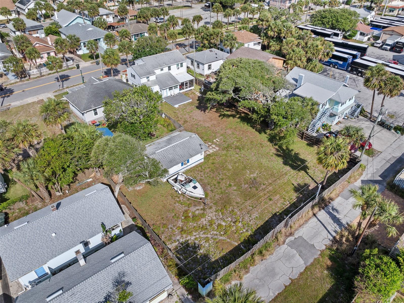 129 S WILD OLIVE AVE, DAYTONA BEACH, FL — photo 34