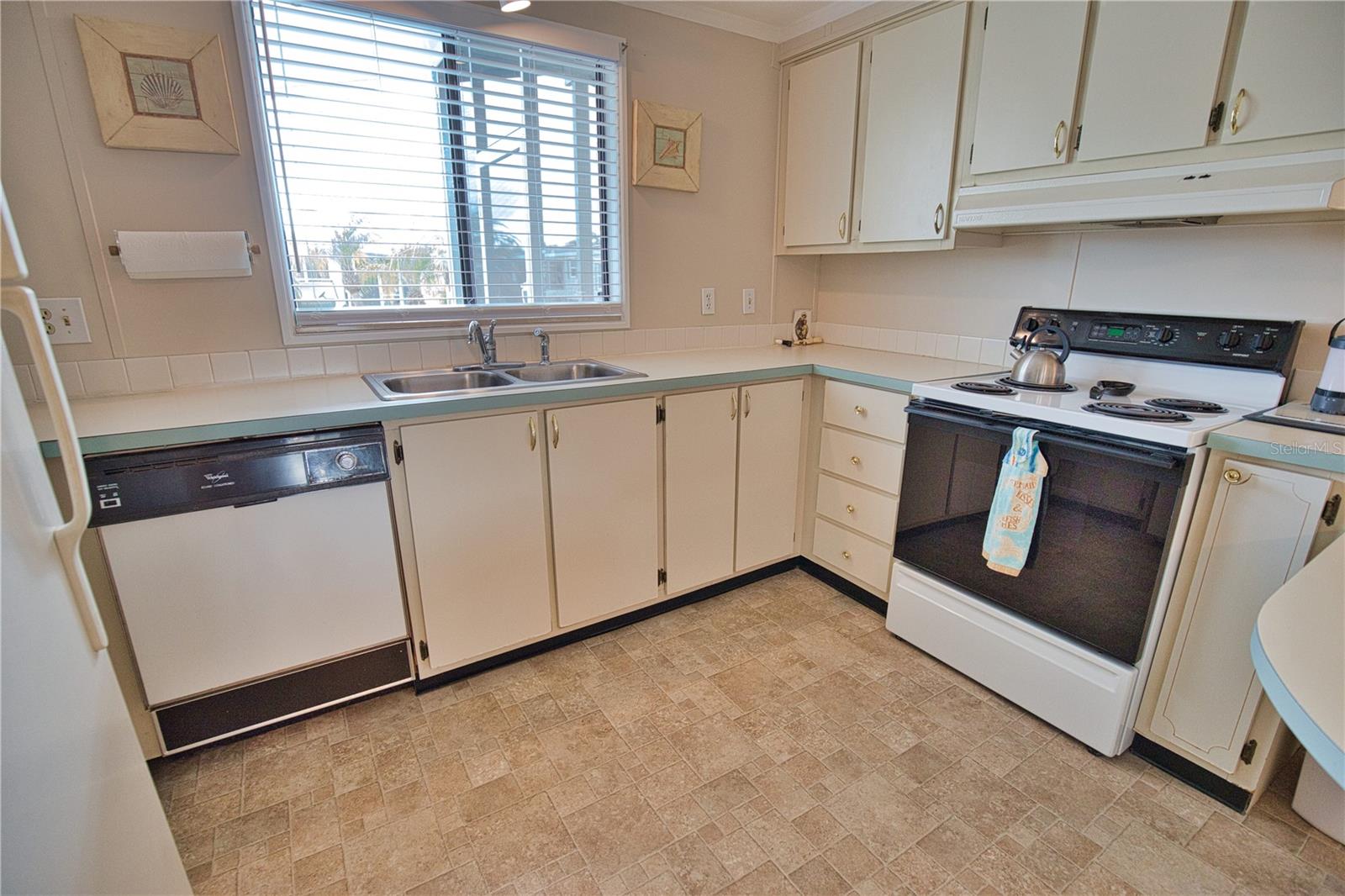 632 LA JOLLA CIR, NORTH PORT, FL — photo 8