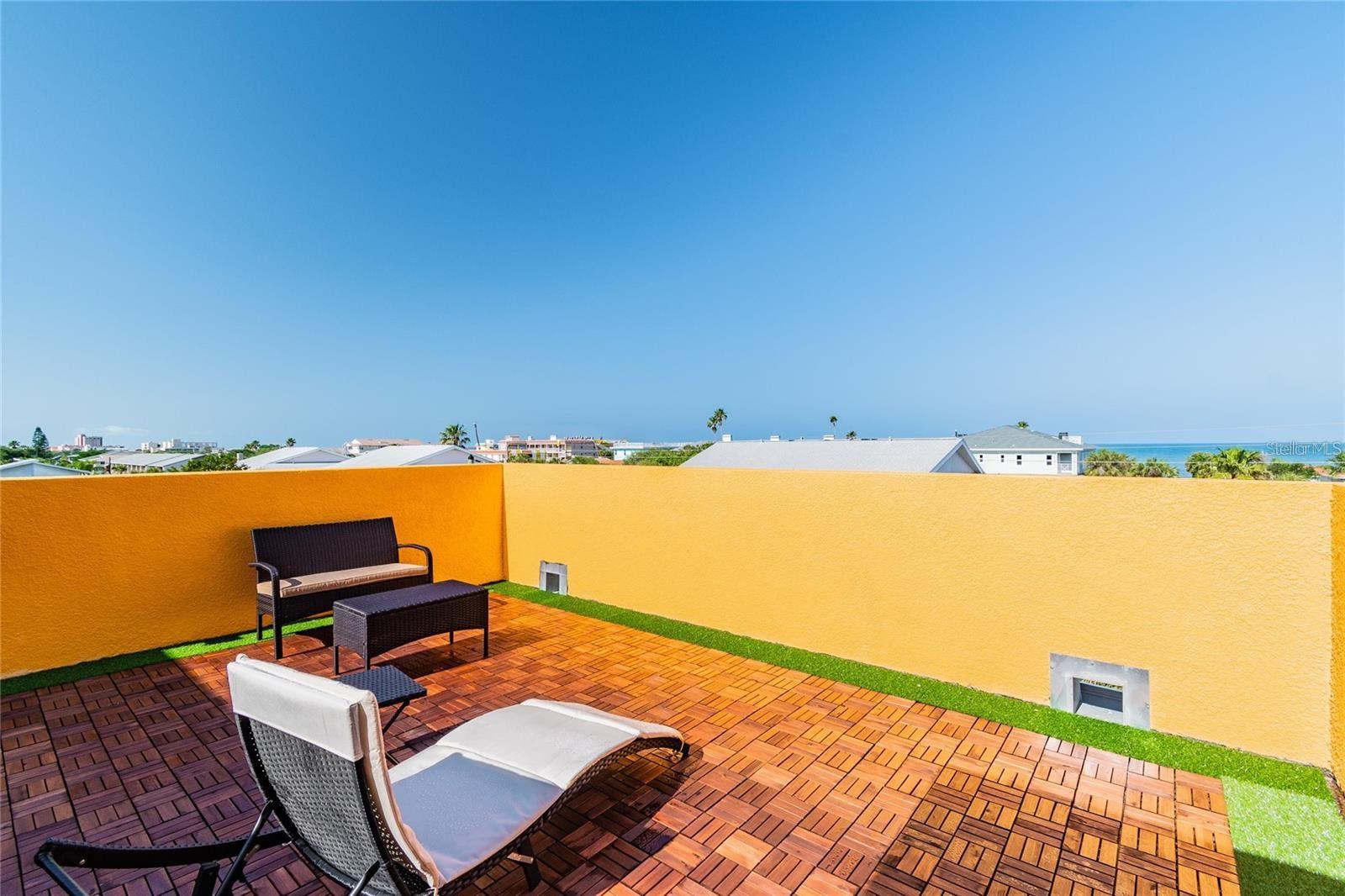2108 1ST ST, INDIAN ROCKS BEACH, FL — photo 15