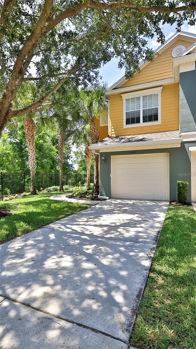 1102 BERKMAN CIR, SANFORD, FL