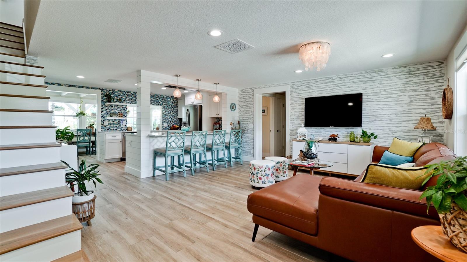 522 68TH ST, HOLMES BEACH, FL — photo 4