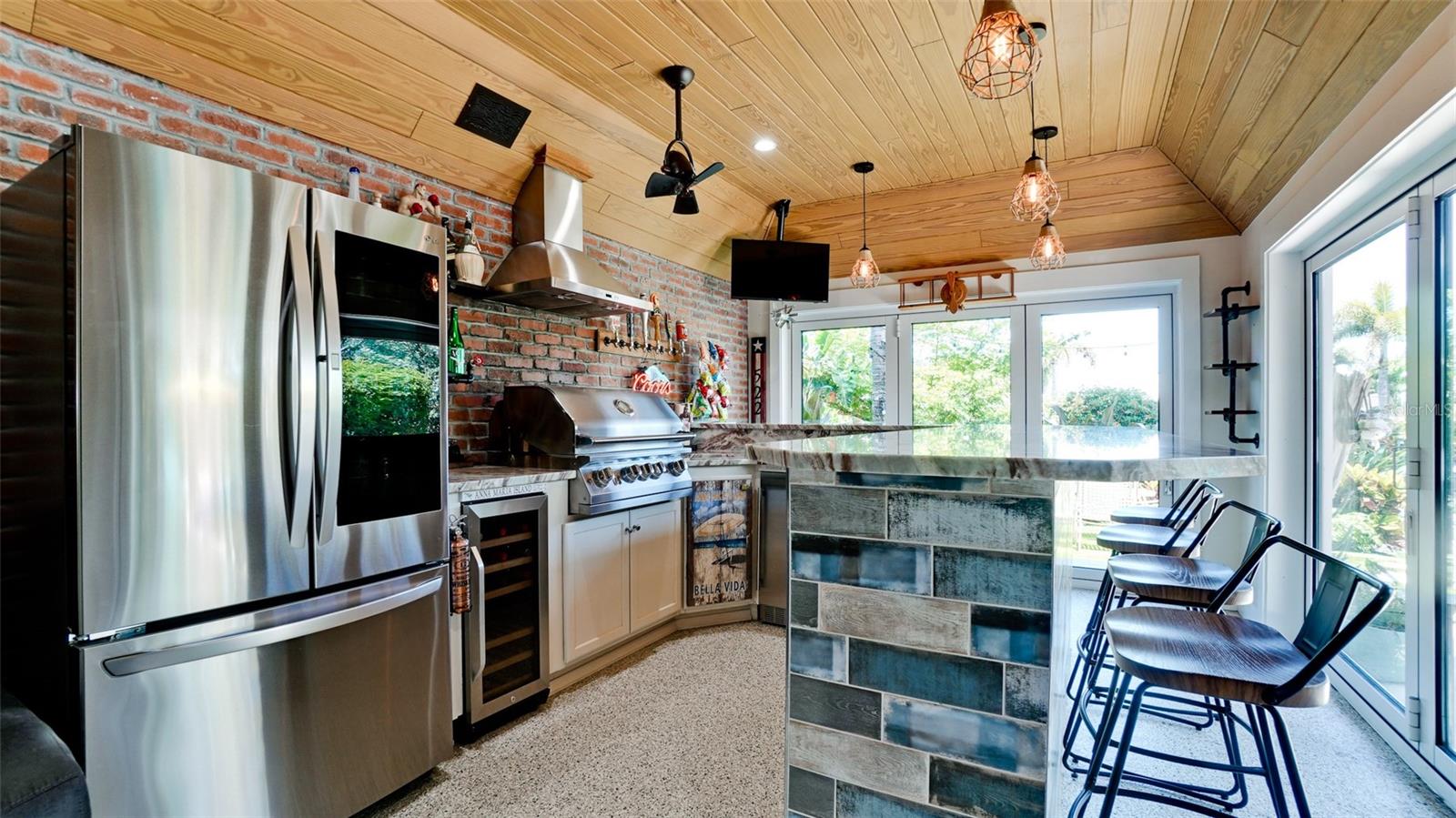 522 68TH ST, HOLMES BEACH, FL — photo 14