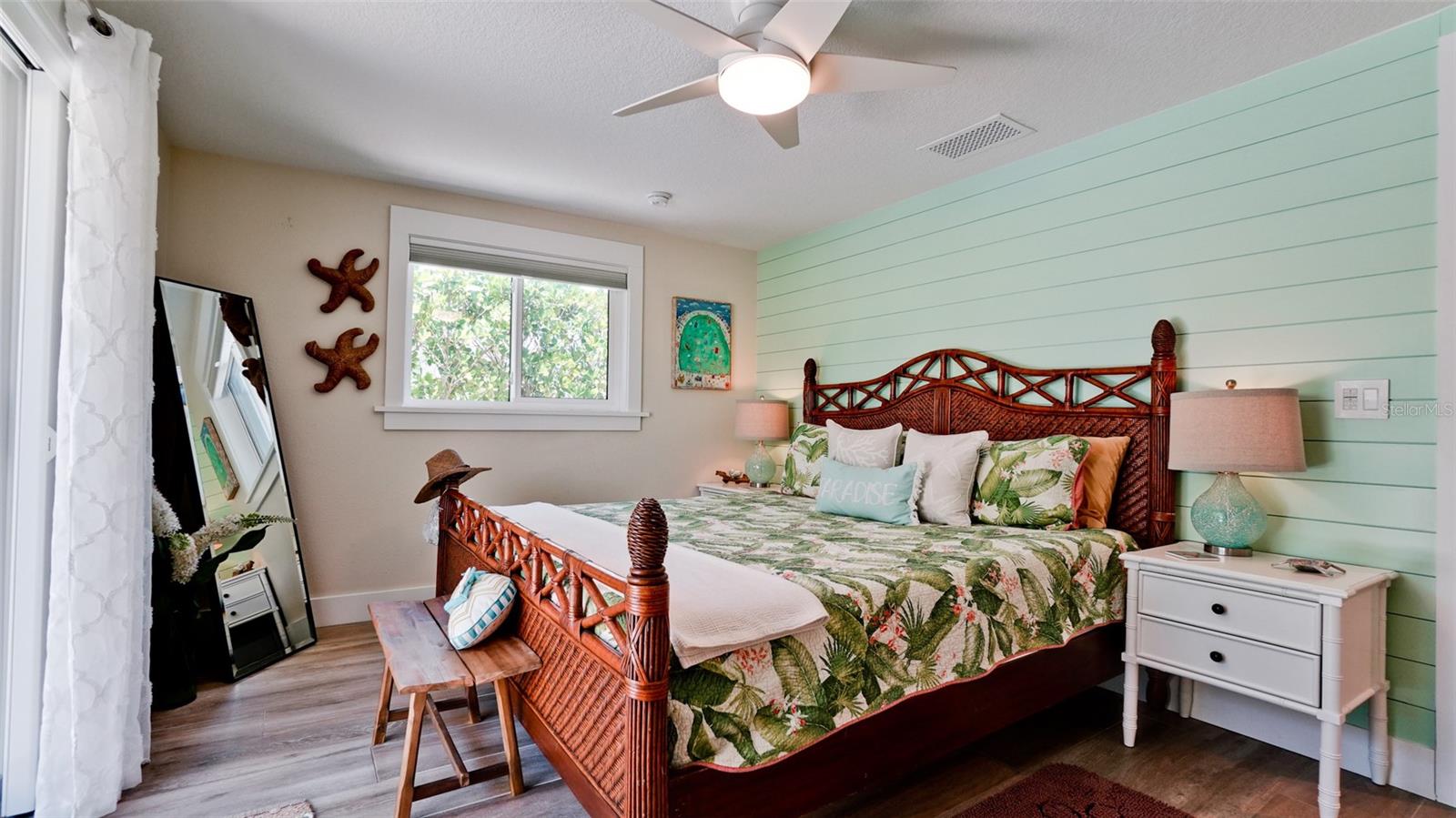 522 68TH ST, HOLMES BEACH, FL — photo 22