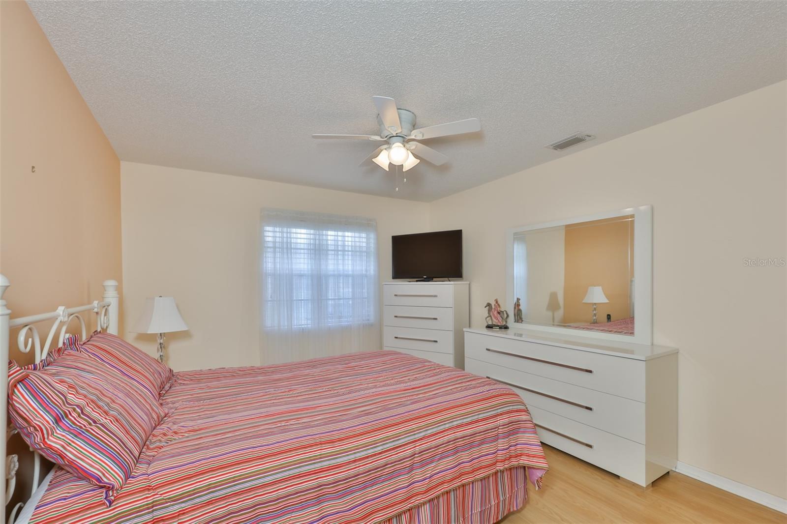 109 GLENDOWER CIR, SUN CITY CENTER, FL — photo 17