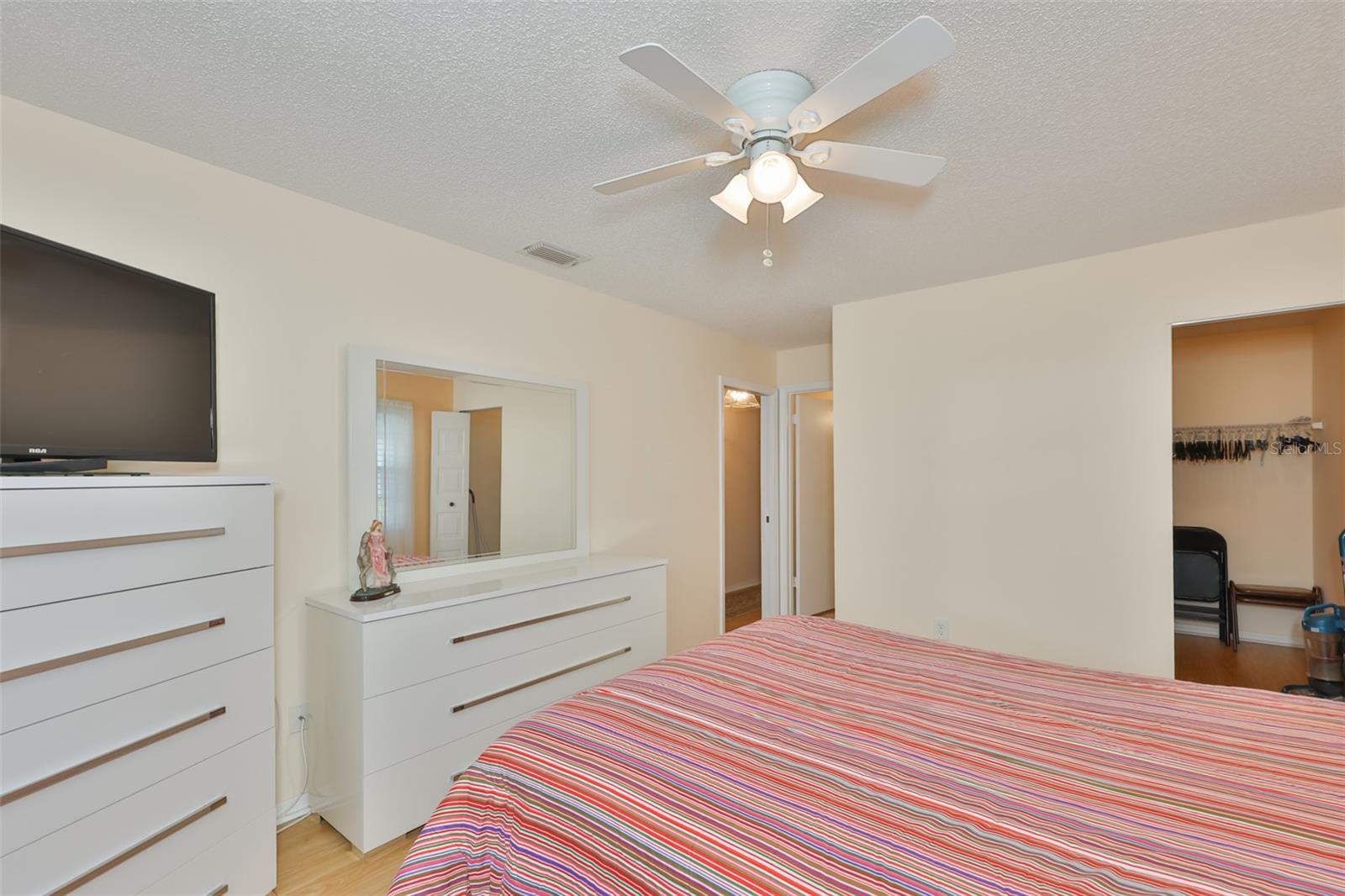109 GLENDOWER CIR, SUN CITY CENTER, FL — photo 18