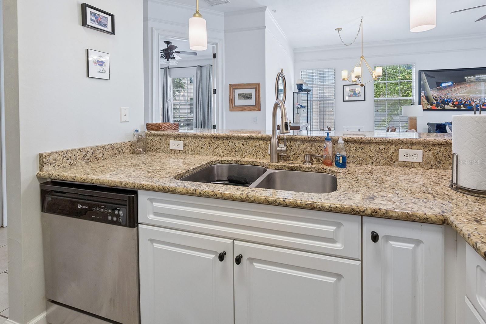 325 NW 14TH ST #205, GAINESVILLE, FL — photo 13
