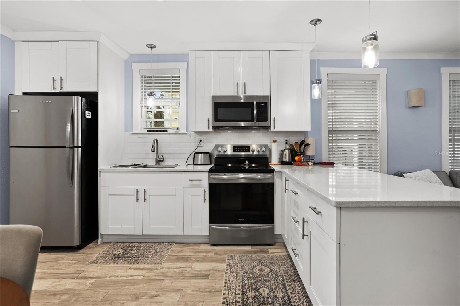 319 BETHEL AVE S, ST PETERSBURG, FL — photo 9