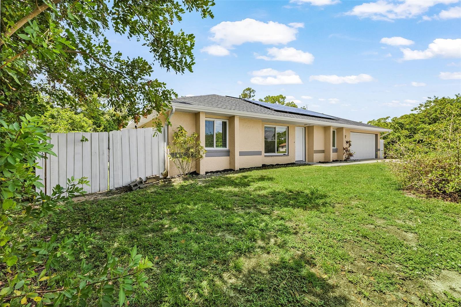 18271 TEMPLE AVE, PORT CHARLOTTE, FL — photo 2
