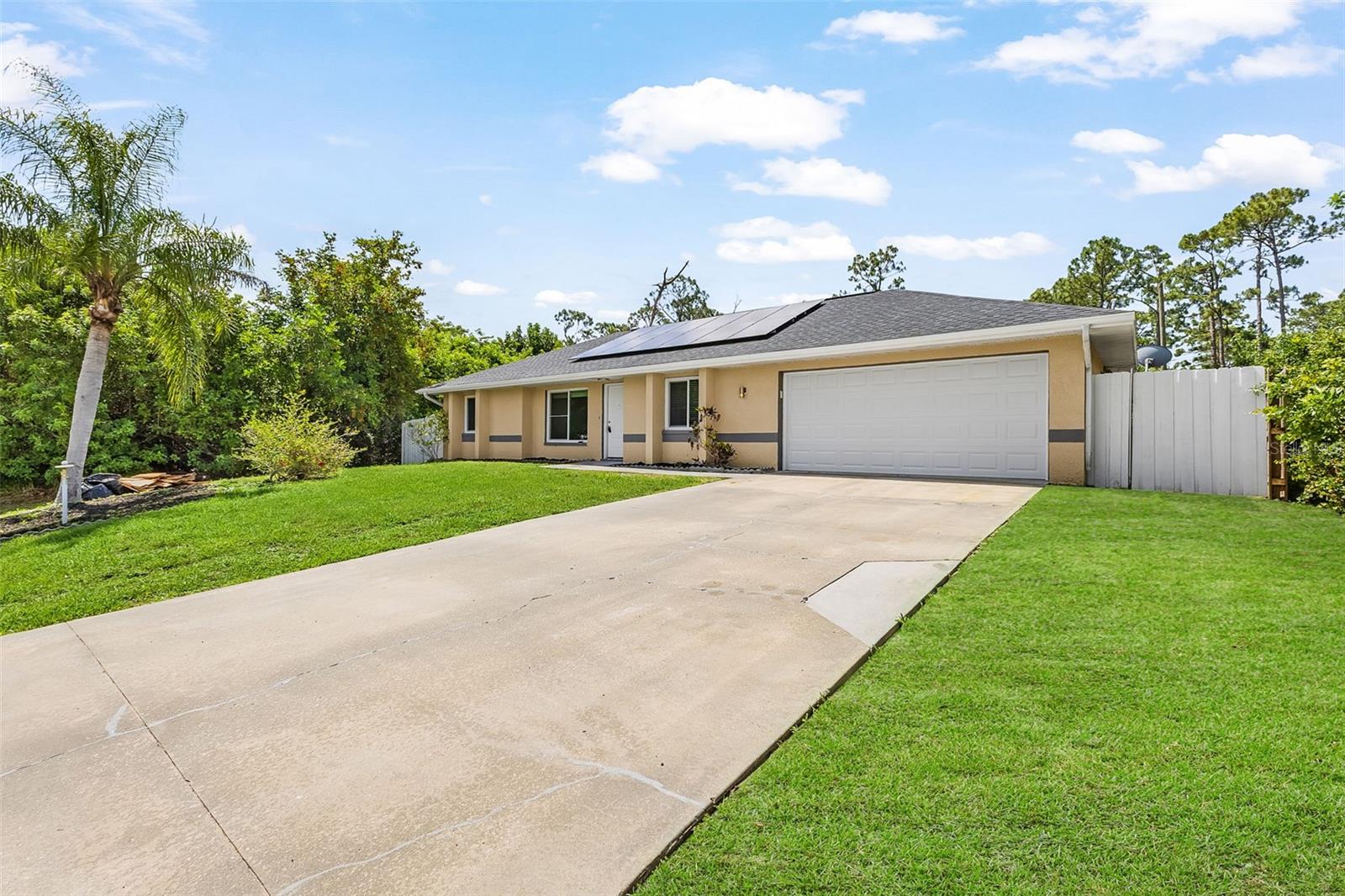18271 TEMPLE AVE, PORT CHARLOTTE, FL — photo 3
