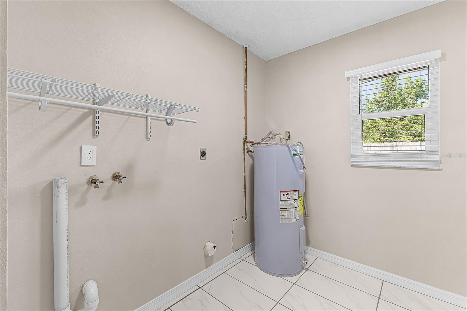 18271 TEMPLE AVE, PORT CHARLOTTE, FL — photo 11
