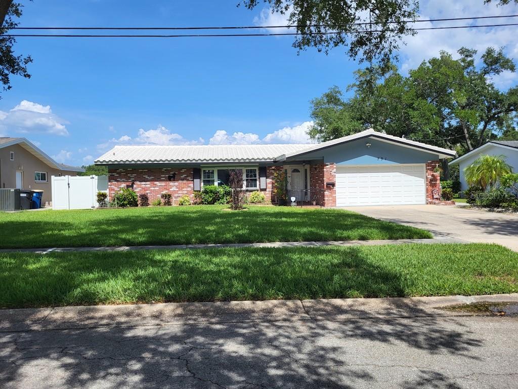 731 OBERLIN DR, CLEARWATER, FL