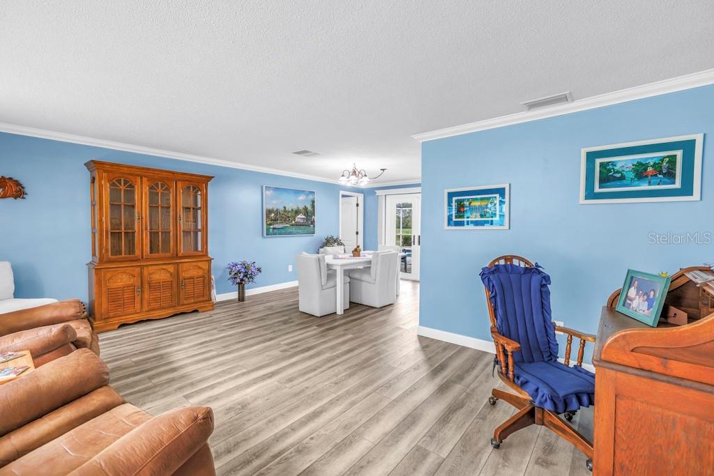 731 OBERLIN DR, CLEARWATER, FL — photo 6