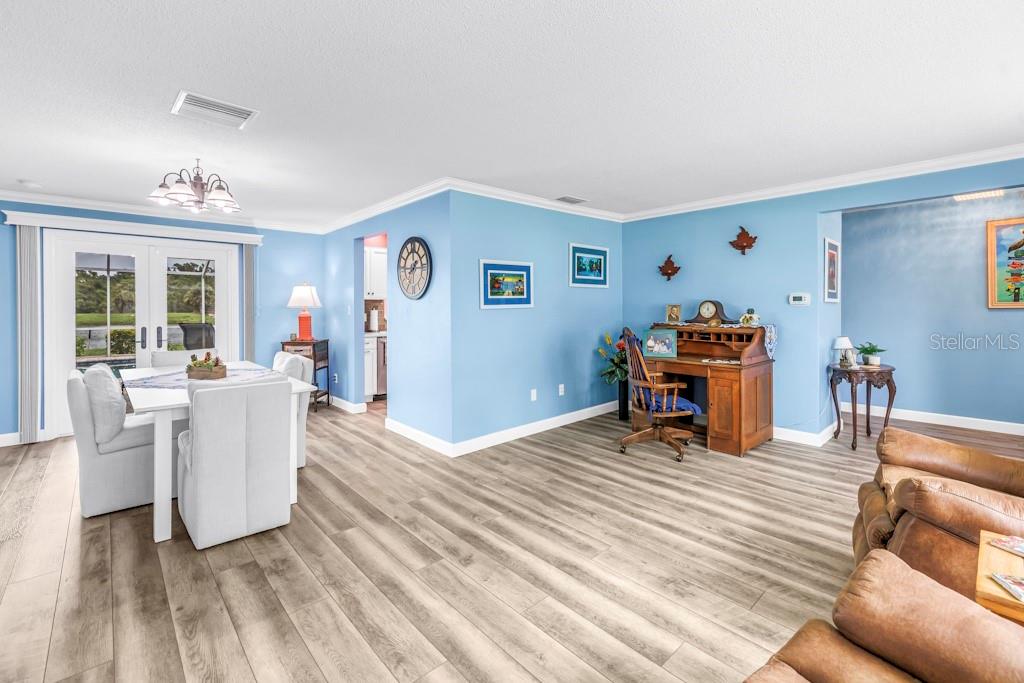 731 OBERLIN DR, CLEARWATER, FL — photo 11