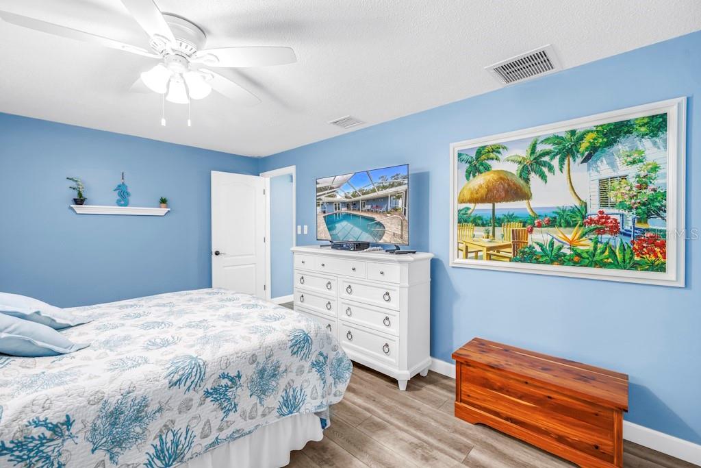 731 OBERLIN DR, CLEARWATER, FL — photo 21
