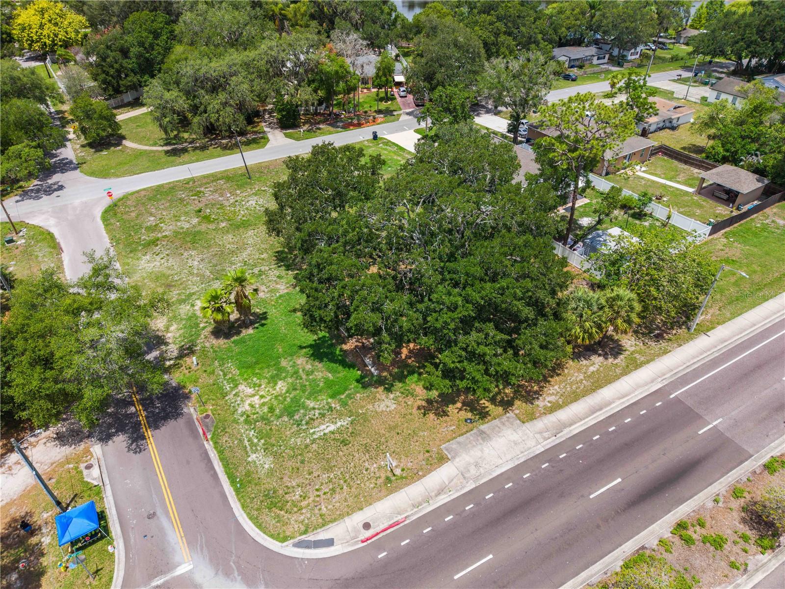 7514 N 40TH ST, TAMPA, FL — photo 2