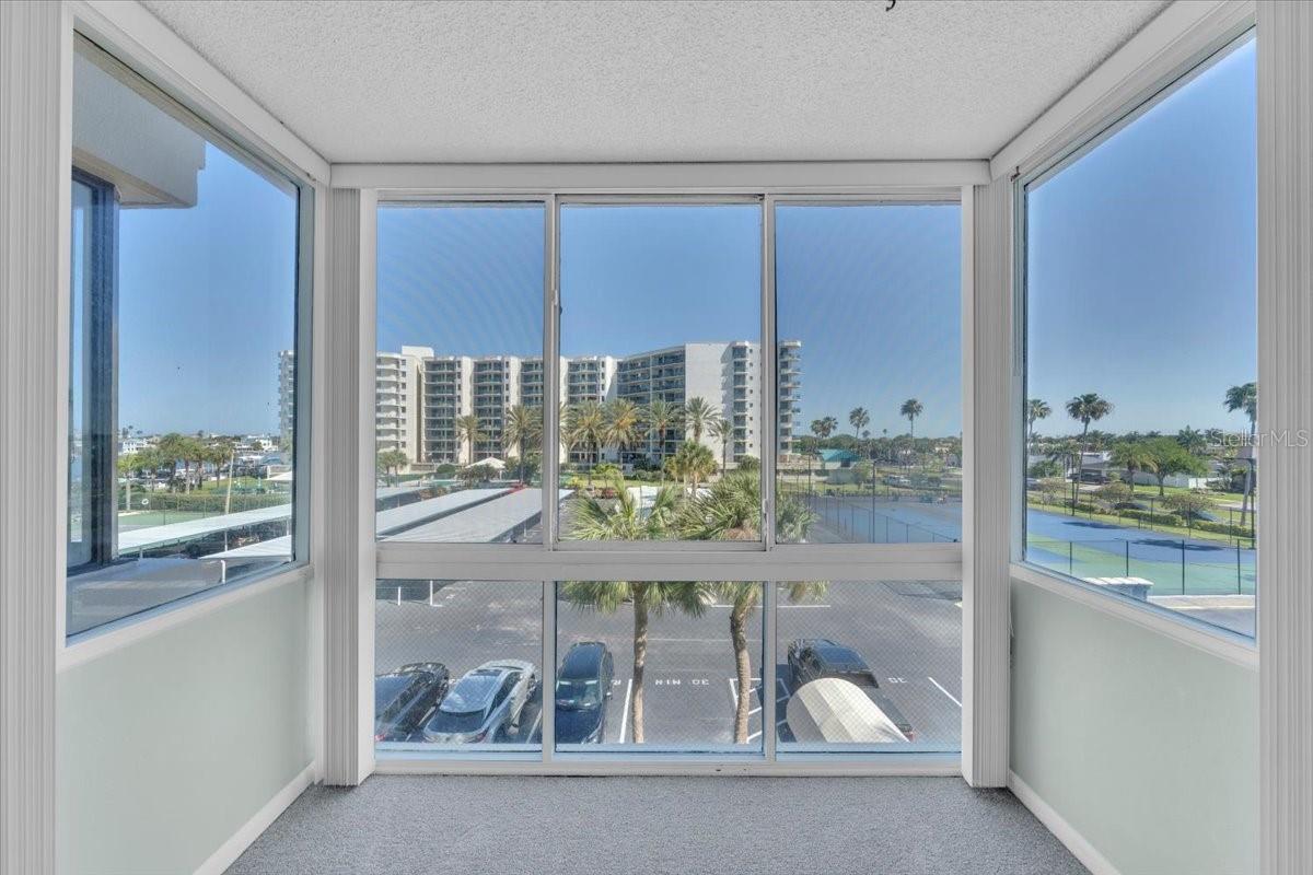 660 ISLAND WAY #301, CLEARWATER BEACH, FL — photo 7