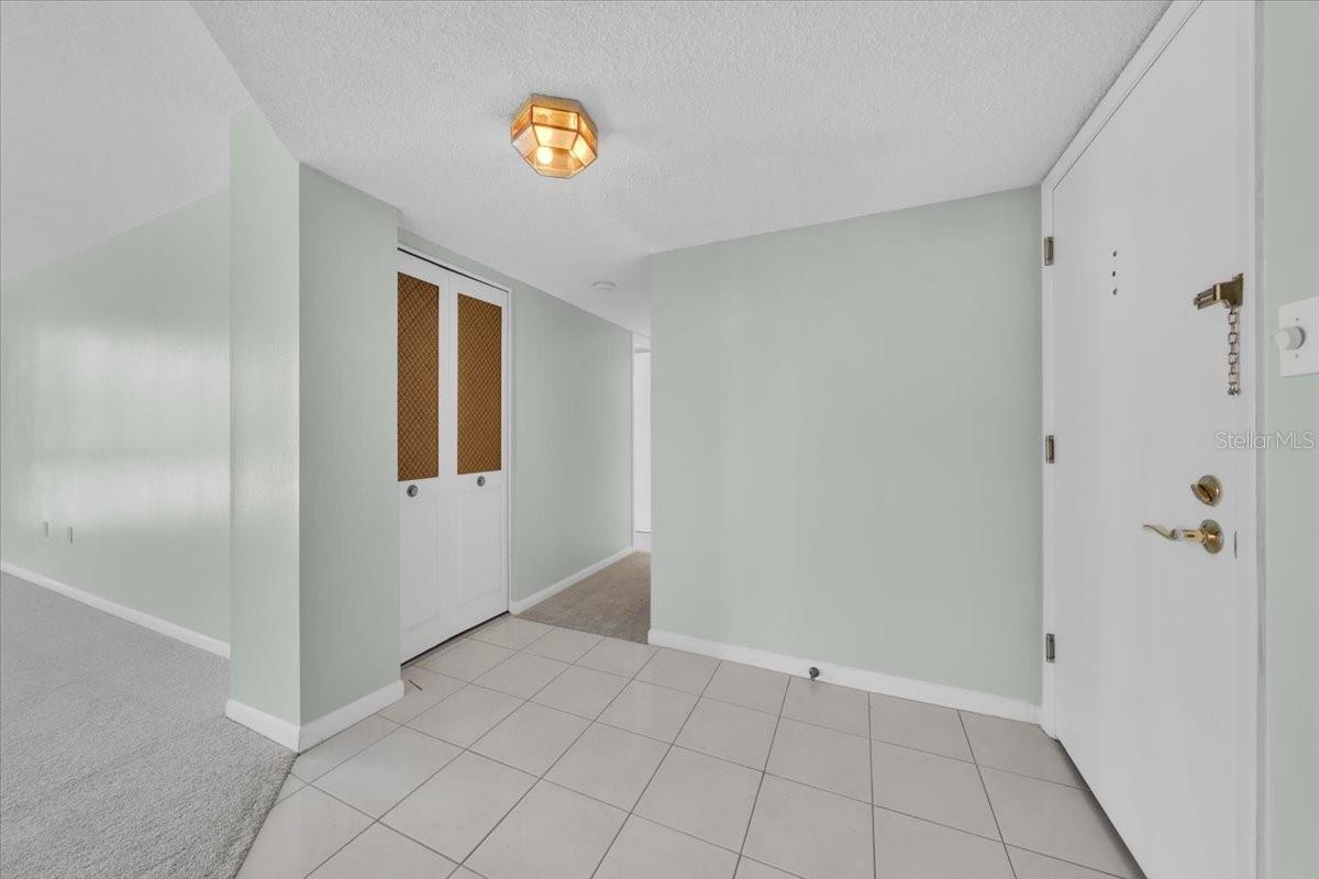 660 ISLAND WAY #301, CLEARWATER BEACH, FL — photo 12