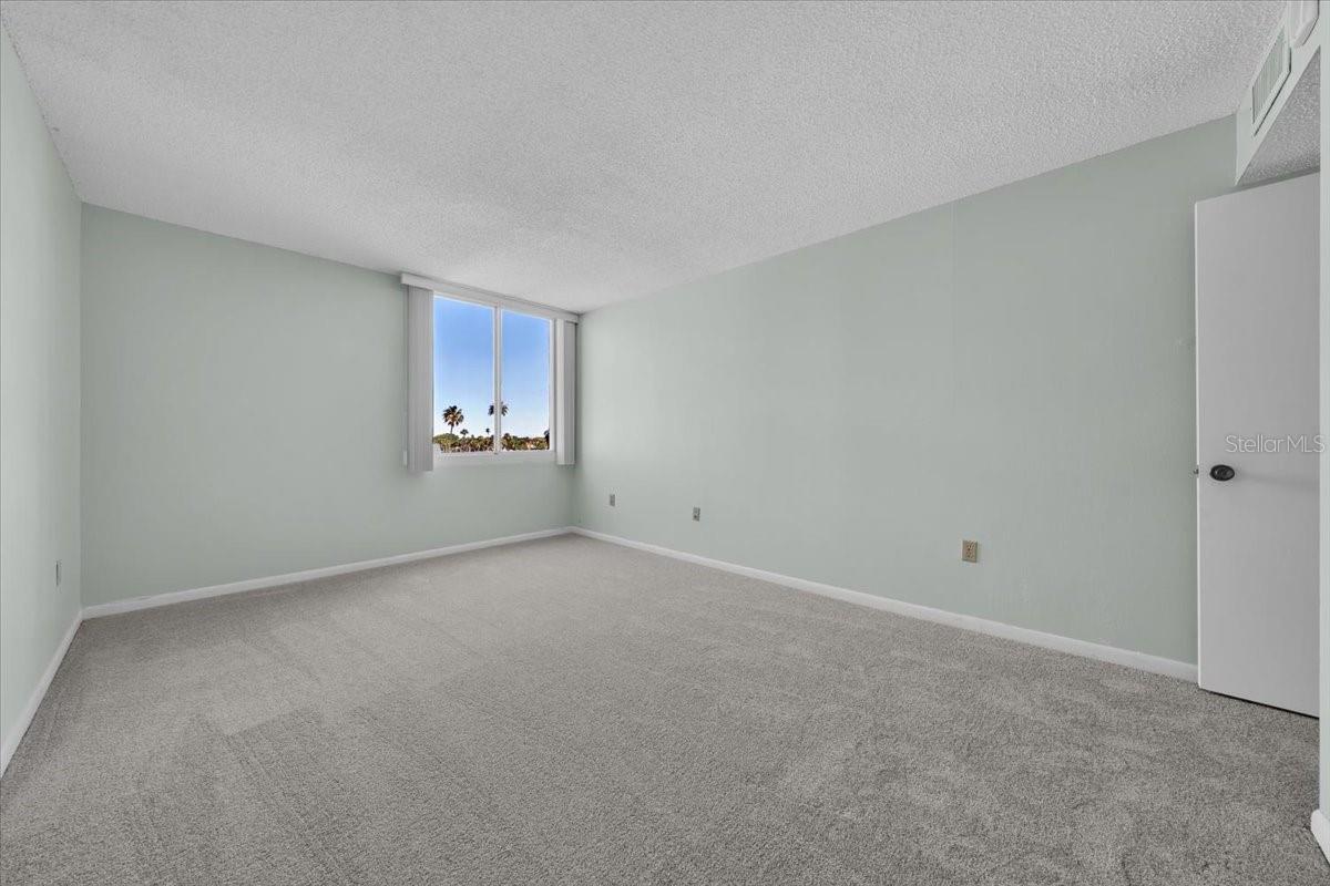 660 ISLAND WAY #301, CLEARWATER BEACH, FL — photo 18