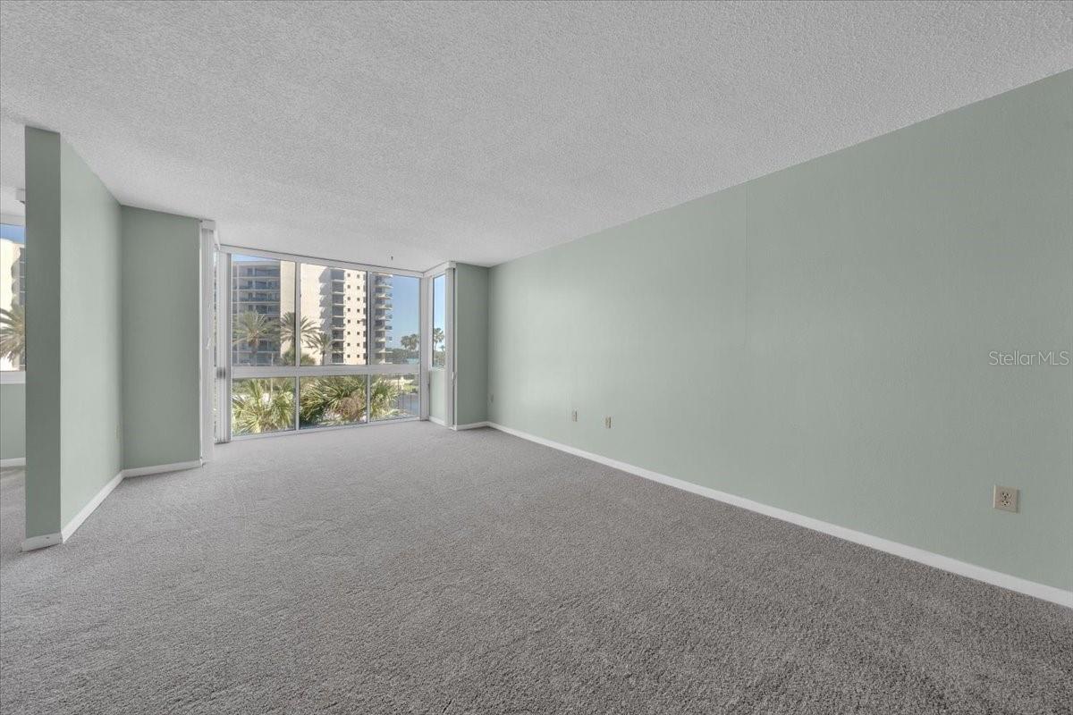 660 ISLAND WAY #301, CLEARWATER BEACH, FL — photo 24