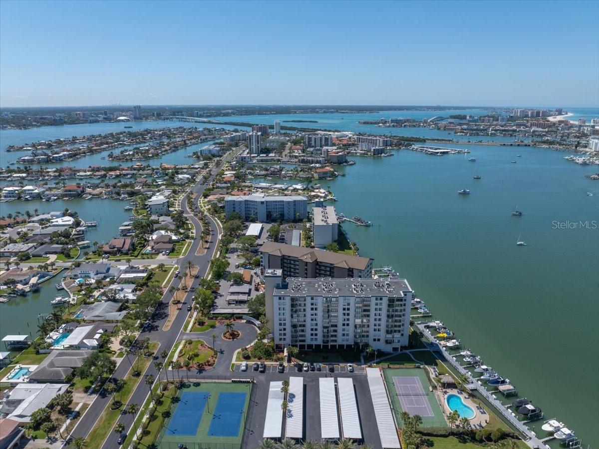 660 ISLAND WAY #301, CLEARWATER BEACH, FL — photo 48
