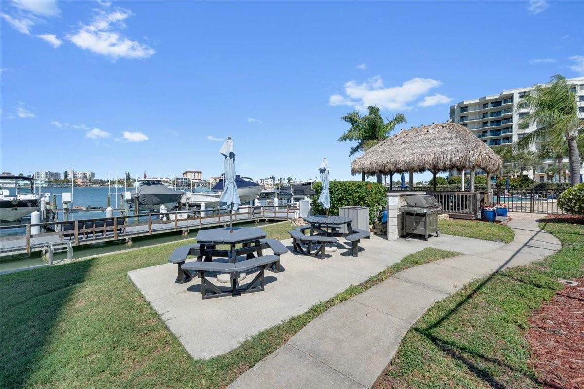 660 ISLAND WAY #301, CLEARWATER BEACH, FL — photo 50