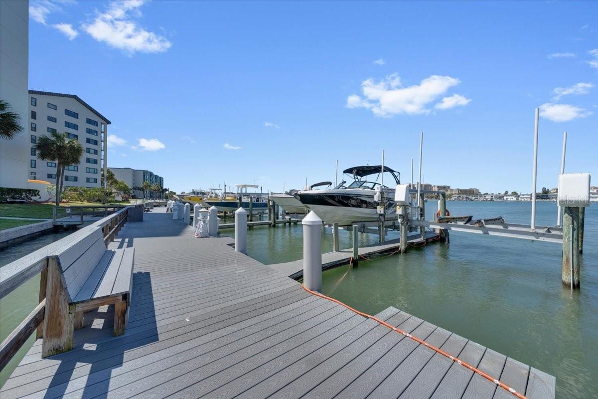 660 ISLAND WAY #301, CLEARWATER BEACH, FL — photo 51