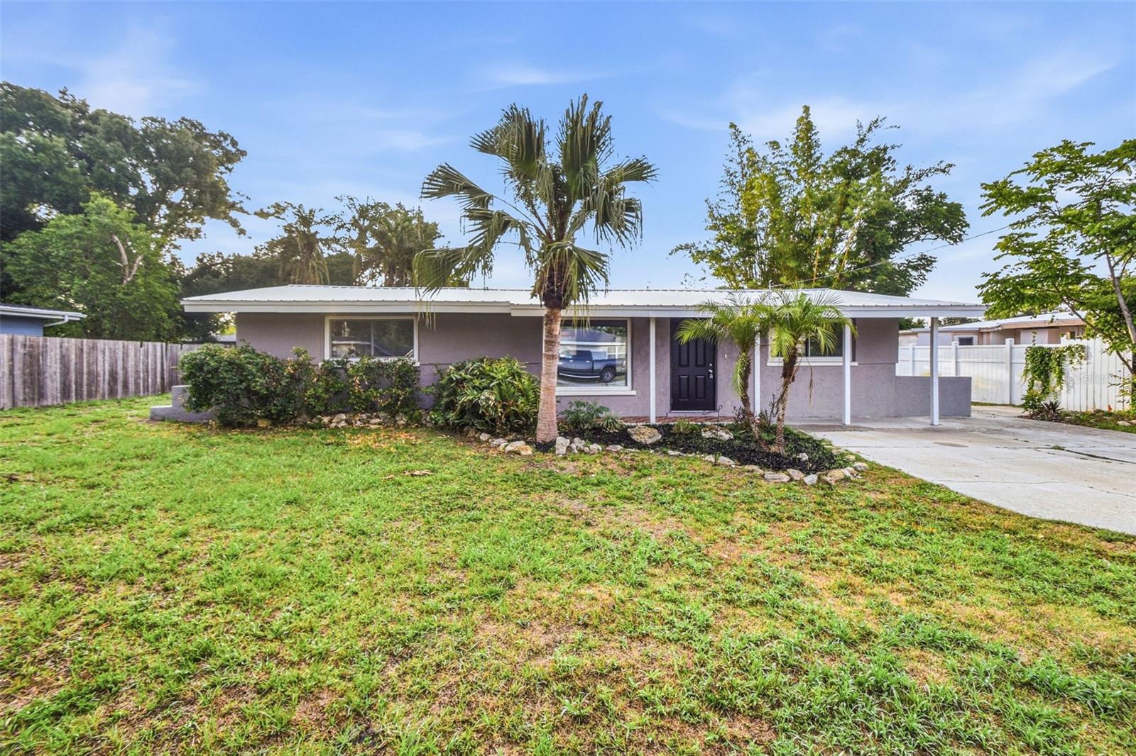 5917 OLIVE AVE, SARASOTA, FL — photo 4