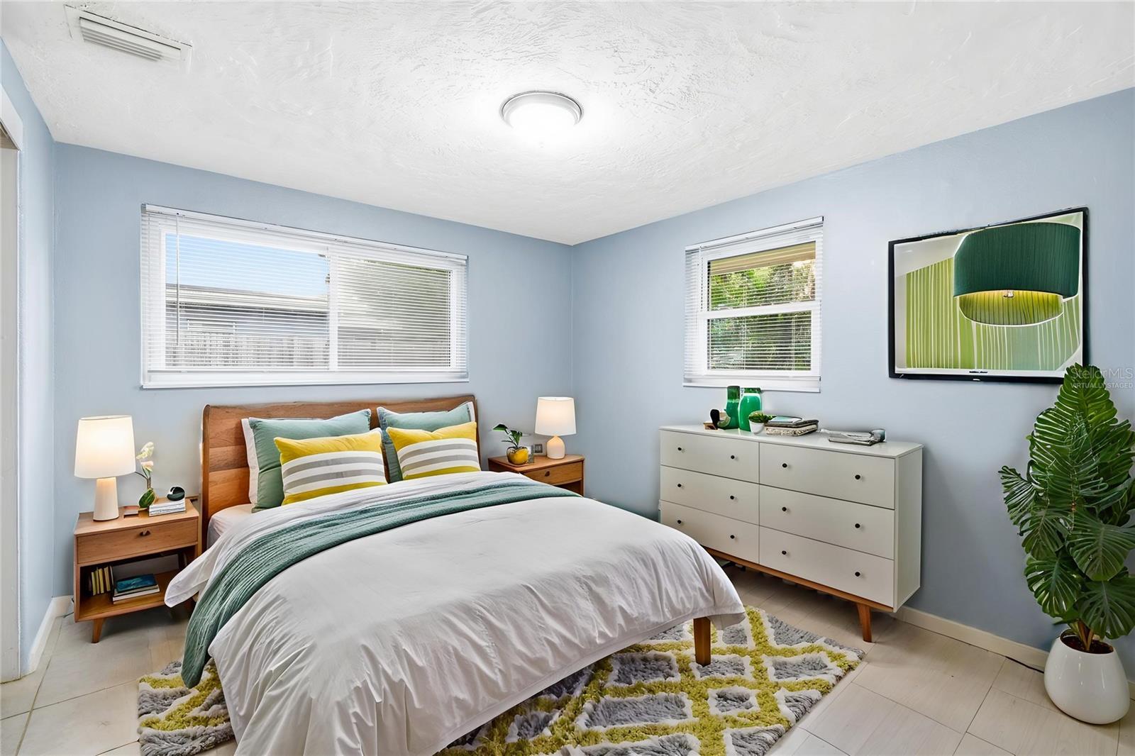 5917 OLIVE AVE, SARASOTA, FL — photo 8