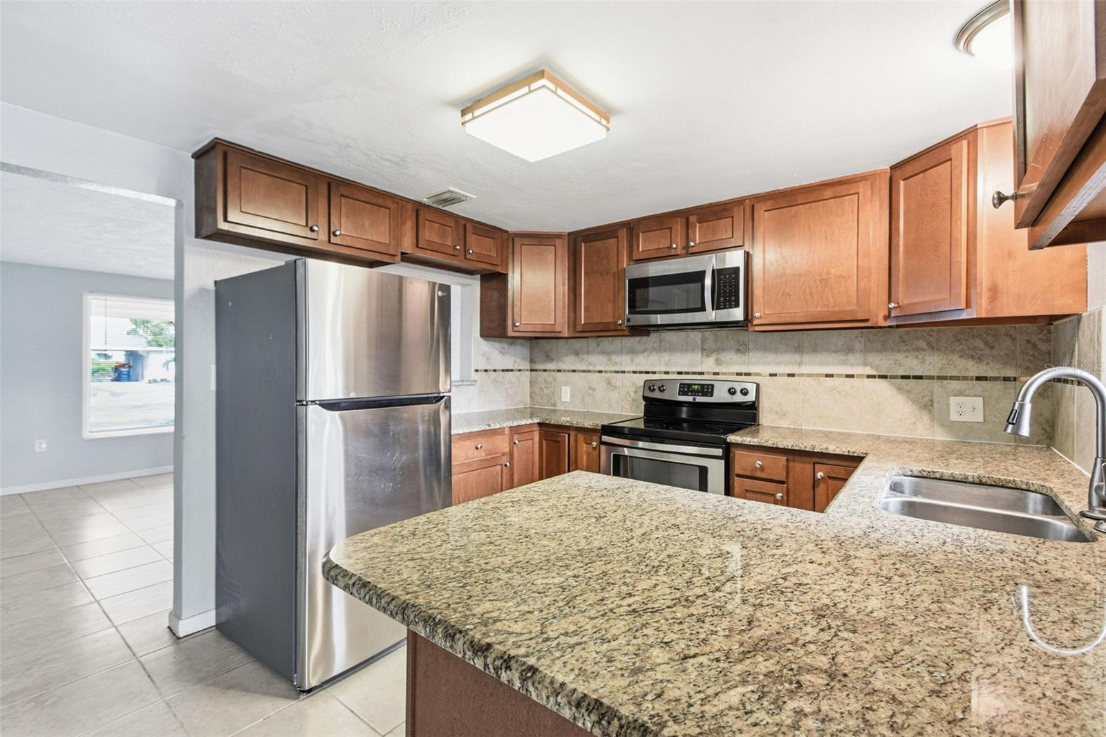 5917 OLIVE AVE, SARASOTA, FL — photo 20