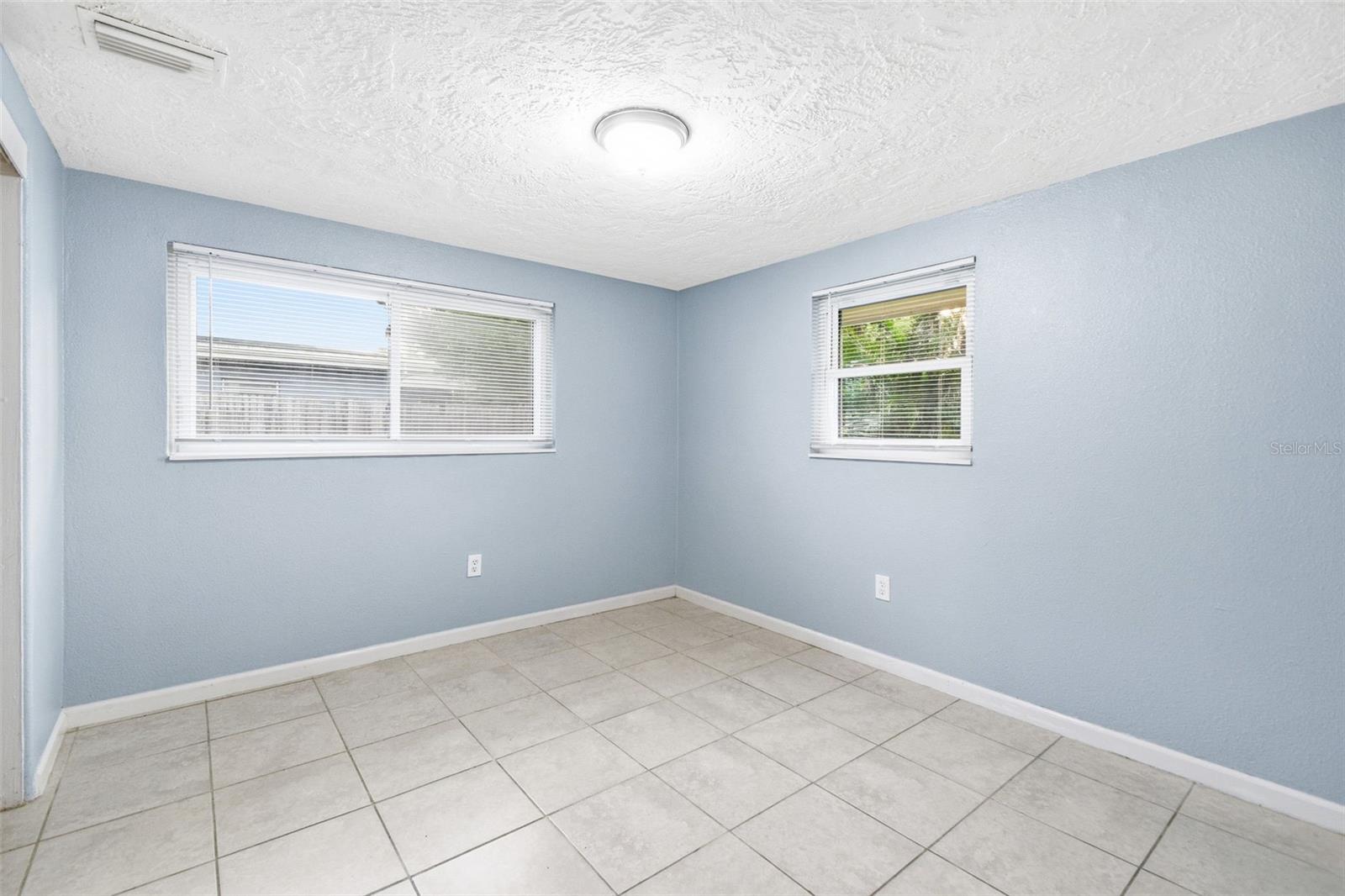 5917 OLIVE AVE, SARASOTA, FL — photo 24