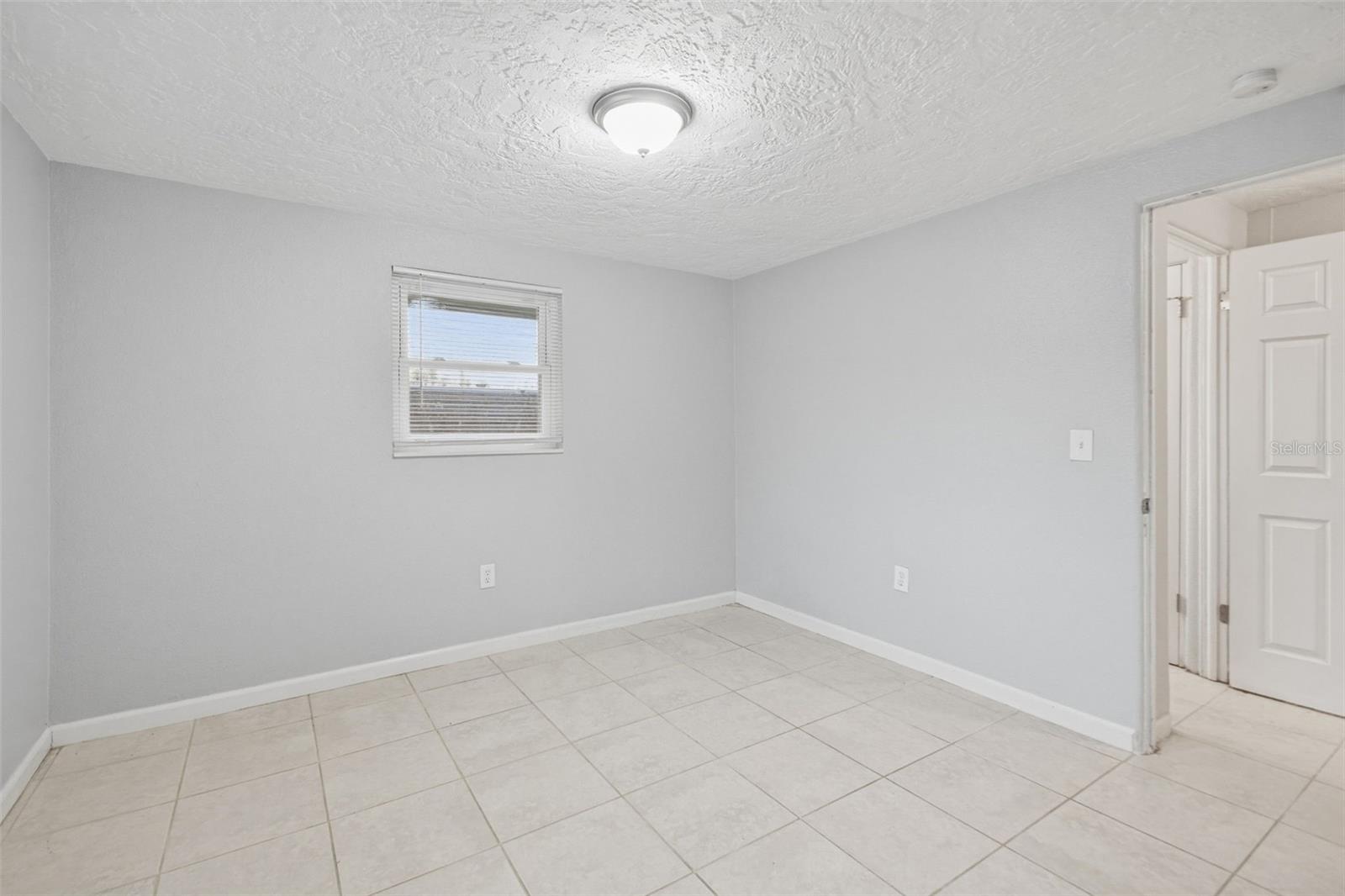 5917 OLIVE AVE, SARASOTA, FL — photo 27