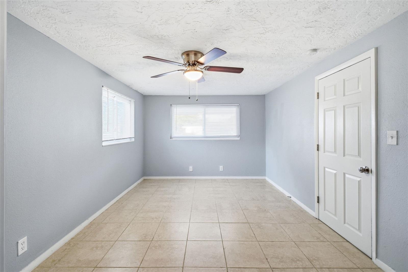 5917 OLIVE AVE, SARASOTA, FL — photo 31