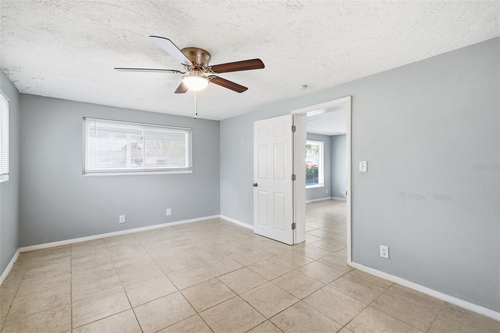 5917 OLIVE AVE, SARASOTA, FL — photo 32