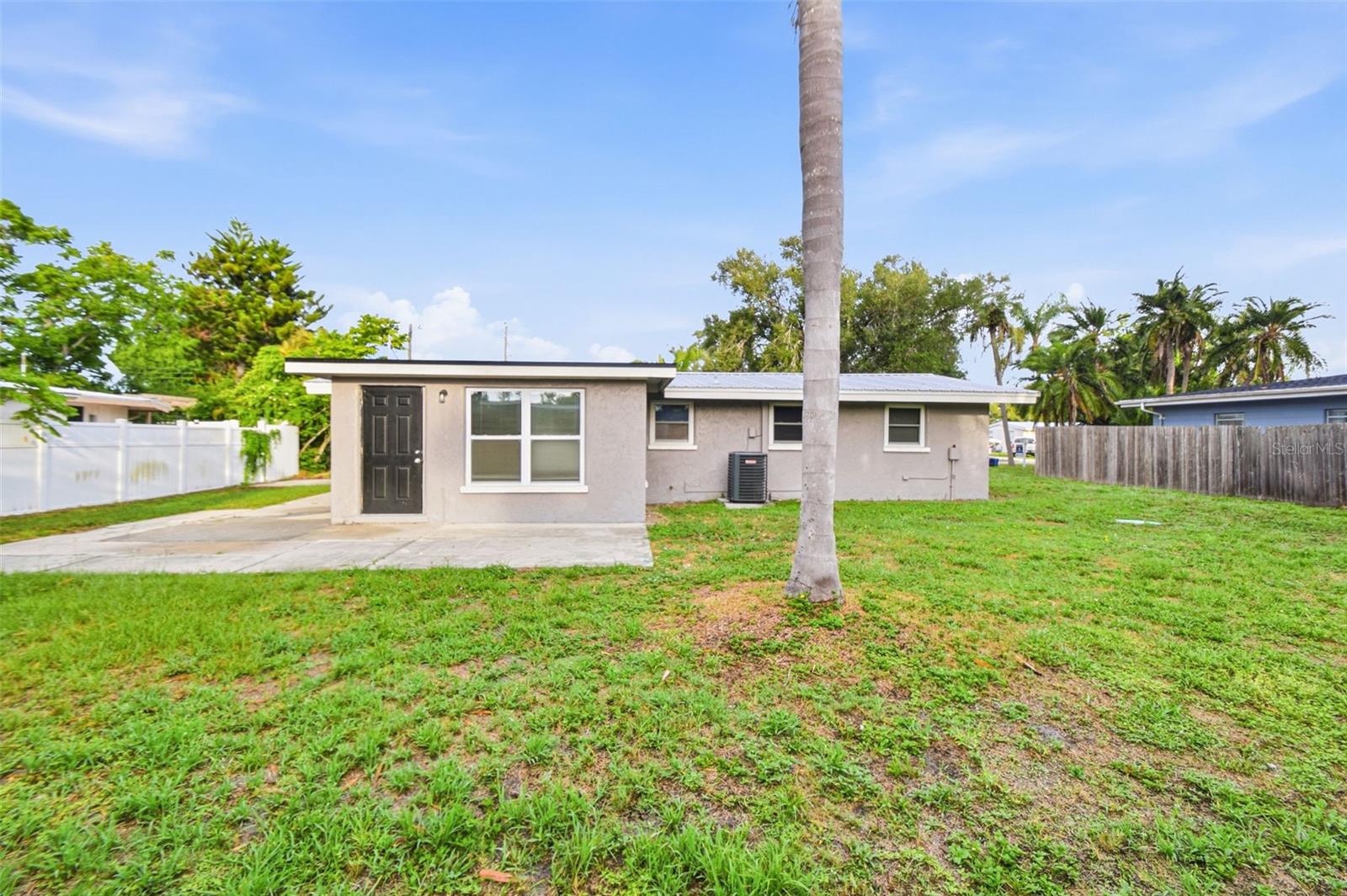 5917 OLIVE AVE, SARASOTA, FL — photo 47