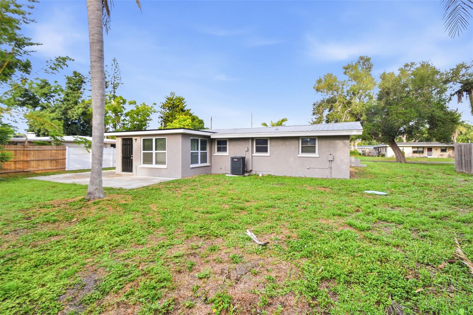 5917 OLIVE AVE, SARASOTA, FL — photo 49