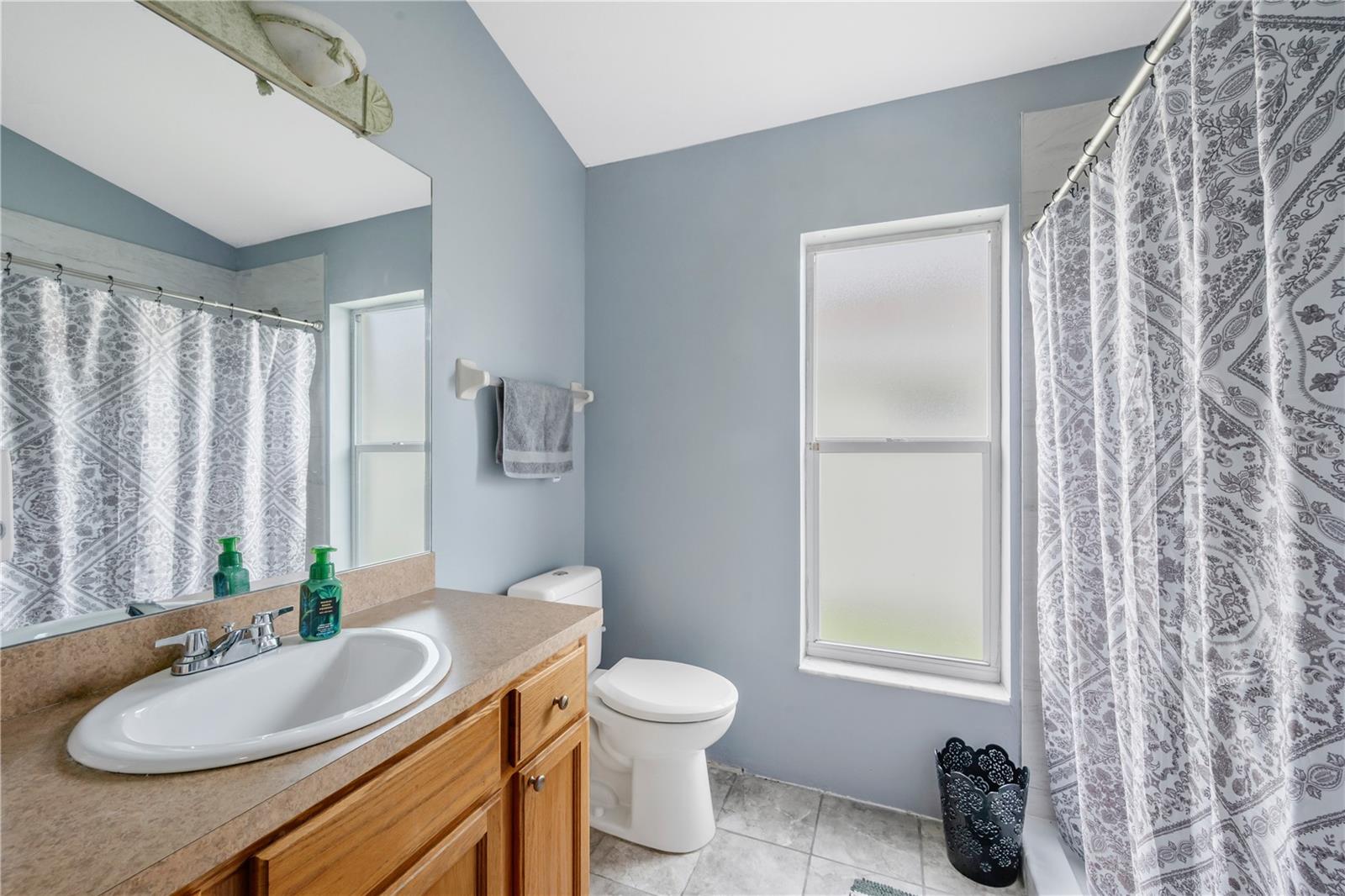 18140 PALM BREEZE DR, TAMPA, FL — photo 25