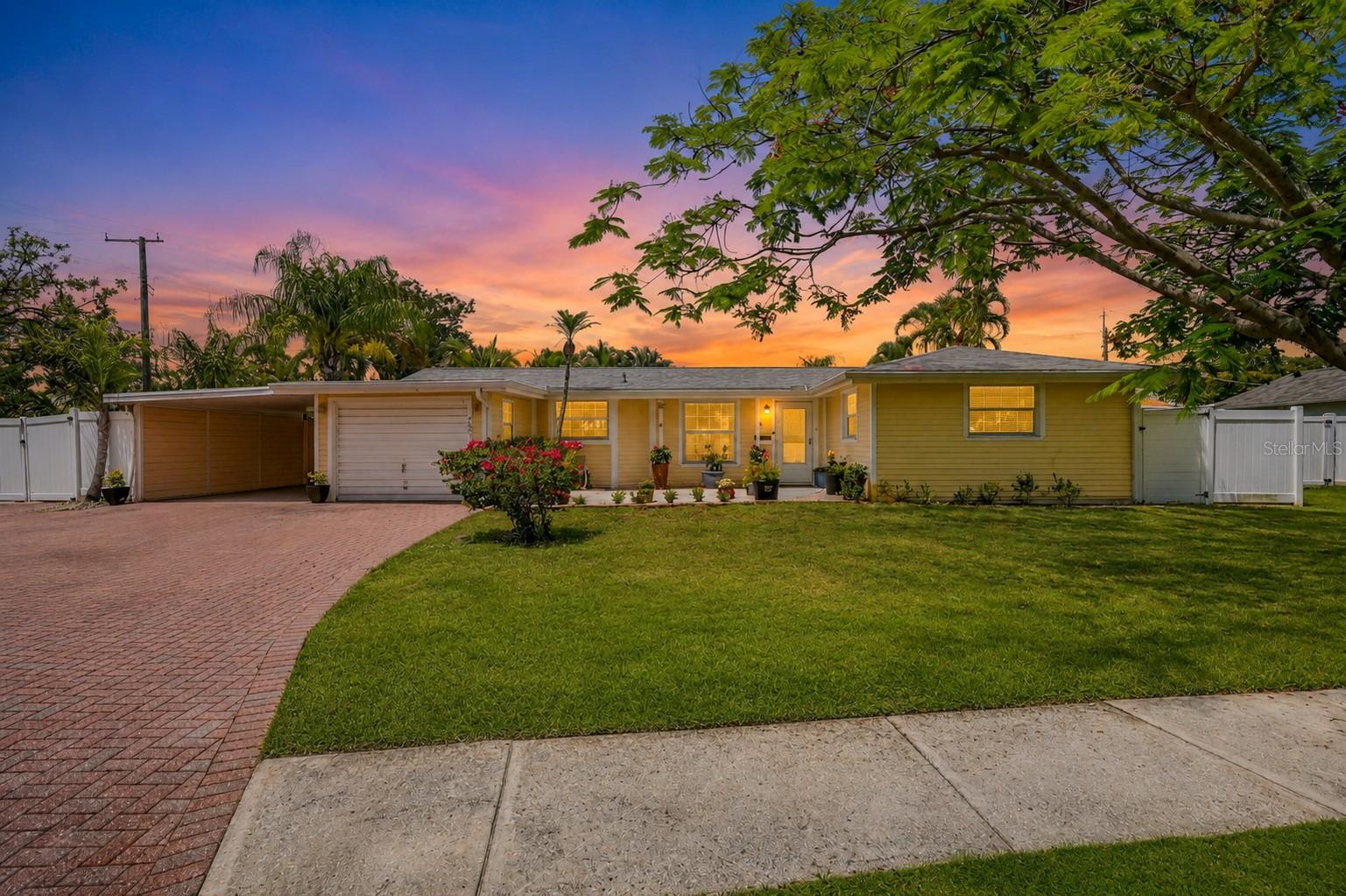 2403 VERMONT AVE E, BRADENTON, FL