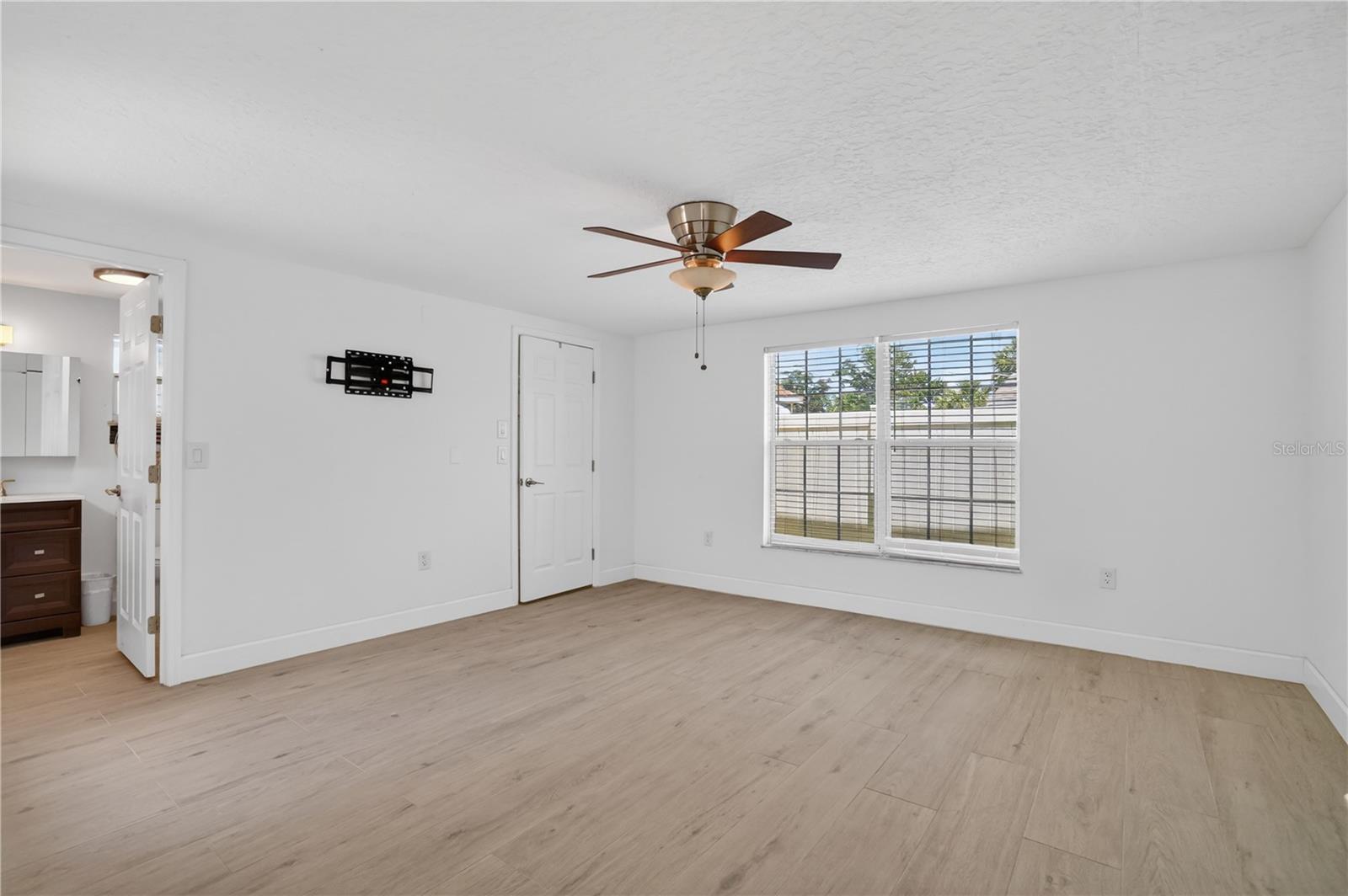 2403 VERMONT AVE E, BRADENTON, FL — photo 15