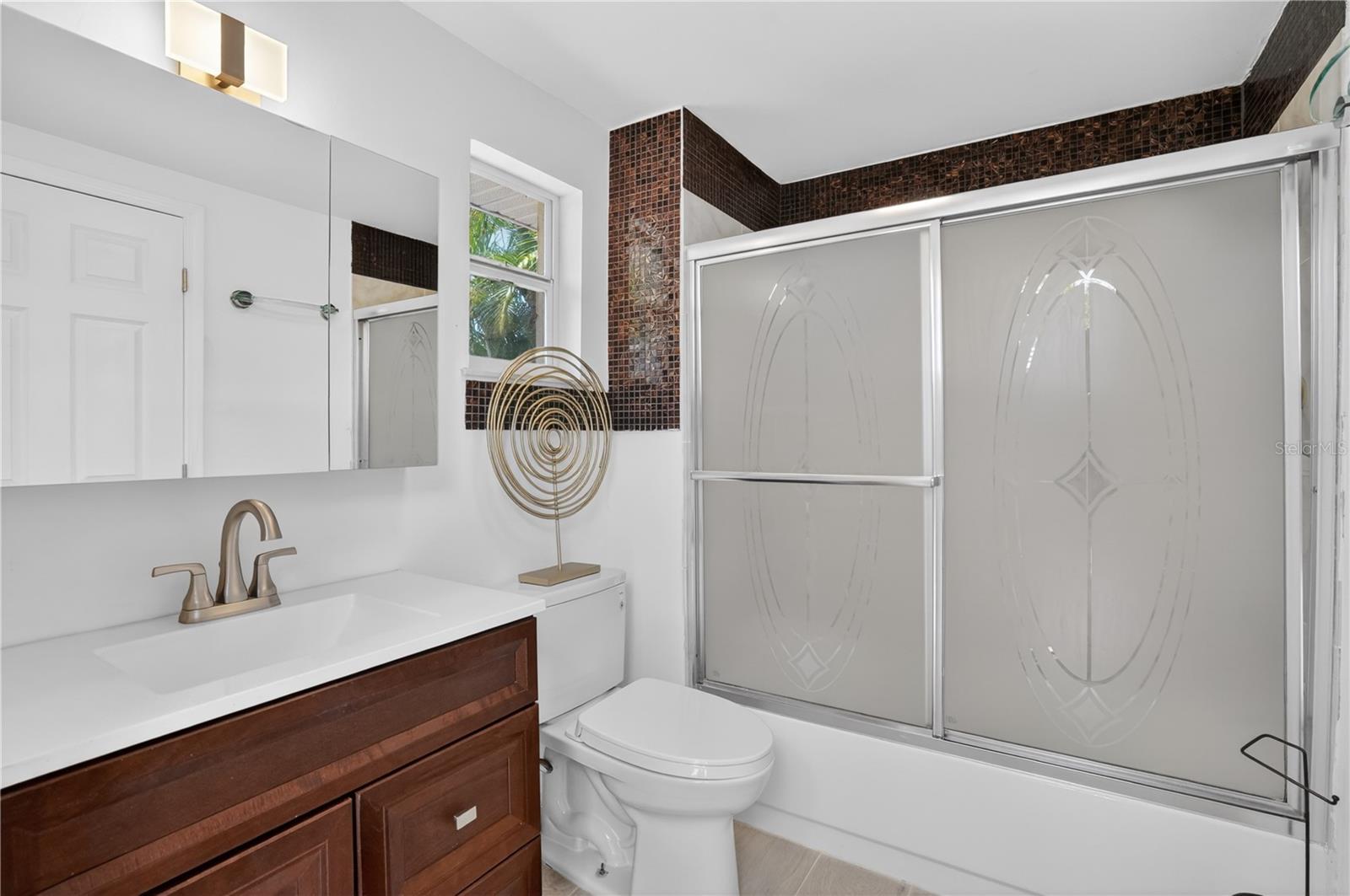 2403 VERMONT AVE E, BRADENTON, FL — photo 16