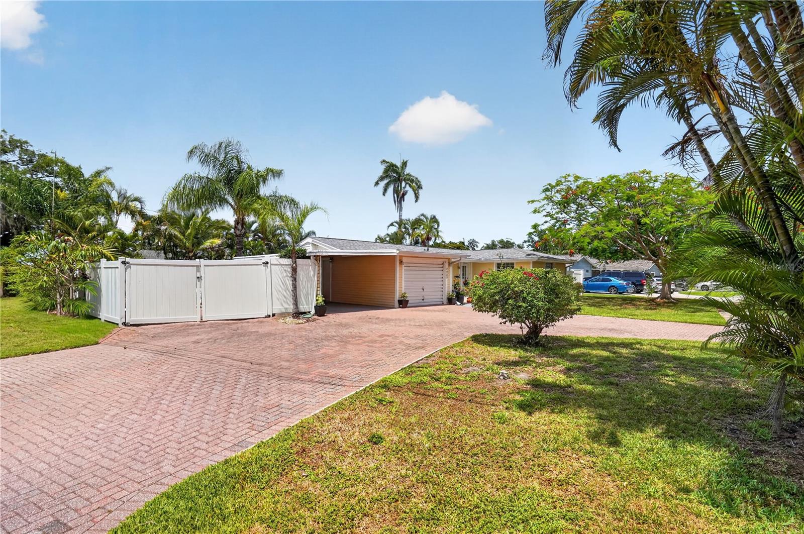 2403 VERMONT AVE E, BRADENTON, FL — photo 33