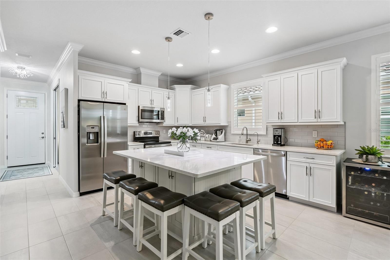 121 COLEBROOK CT, VENICE, FL — photo 12