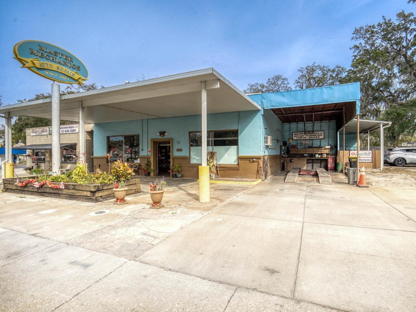 6118 GRAND BLVD, NEW PORT RICHEY, FL