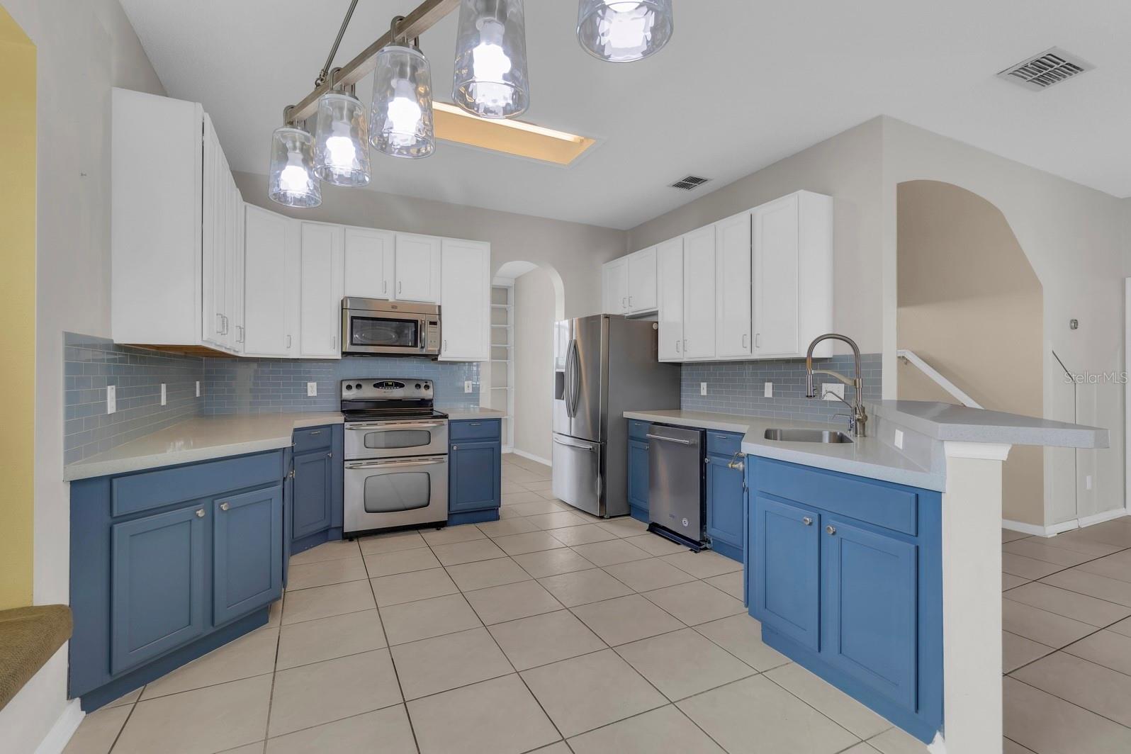 837 JADESTONE CIR, ORLANDO, FL — photo 14