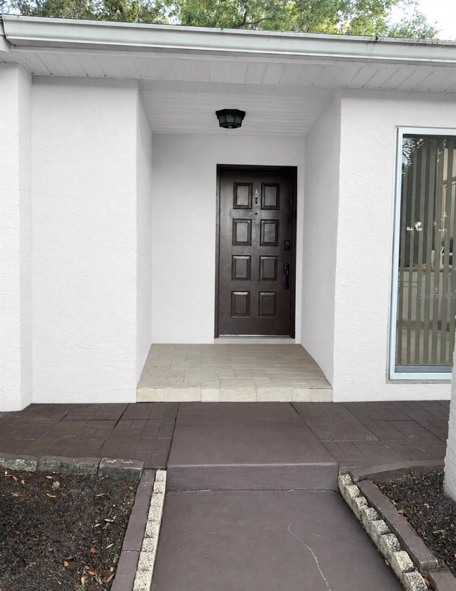 925 PEBBLE CREEK CIR, ORLANDO, FL