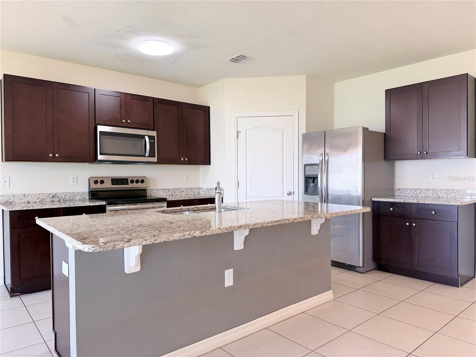 401 BRIAR PATCH LOOP, DAVENPORT, FL — photo 7