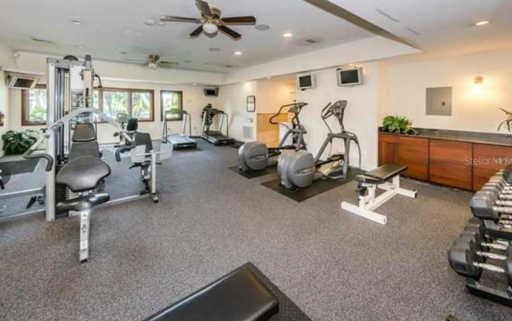10263 GANDY BLVD N #403, ST PETERSBURG, FL — photo 24