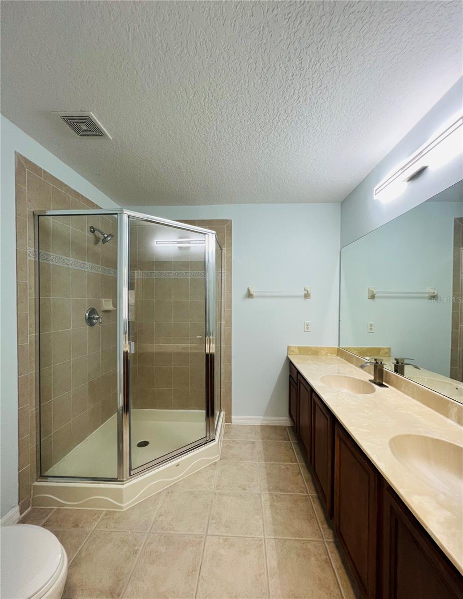 9096 IRON OAK AVE, TAMPA, FL — photo 16